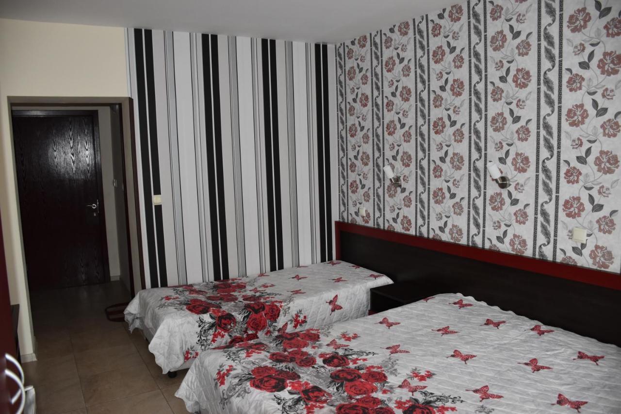 Hotel Sea Star Приморско Eksteriør billede