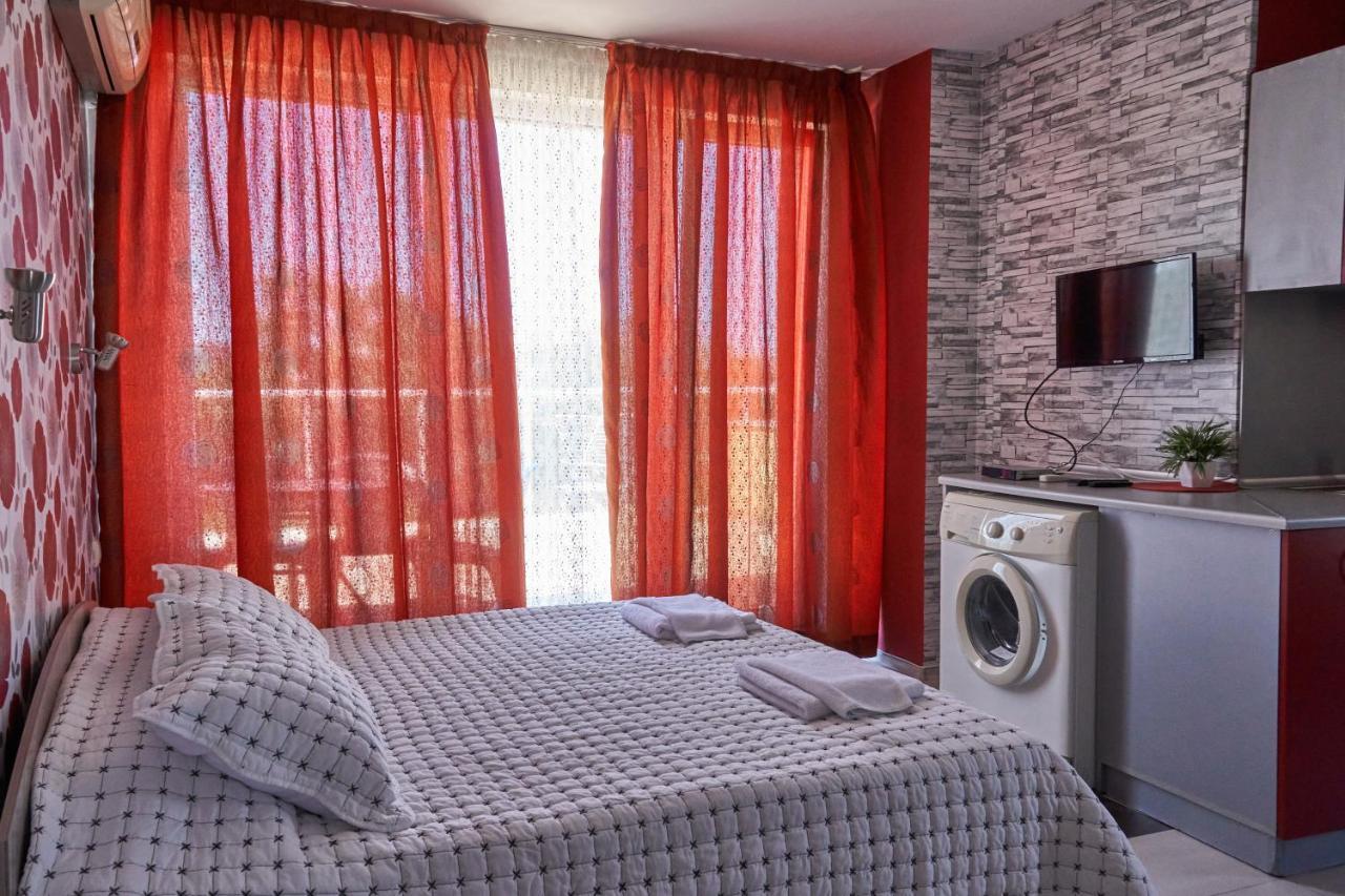 Hotel Sea Star Приморско Eksteriør billede