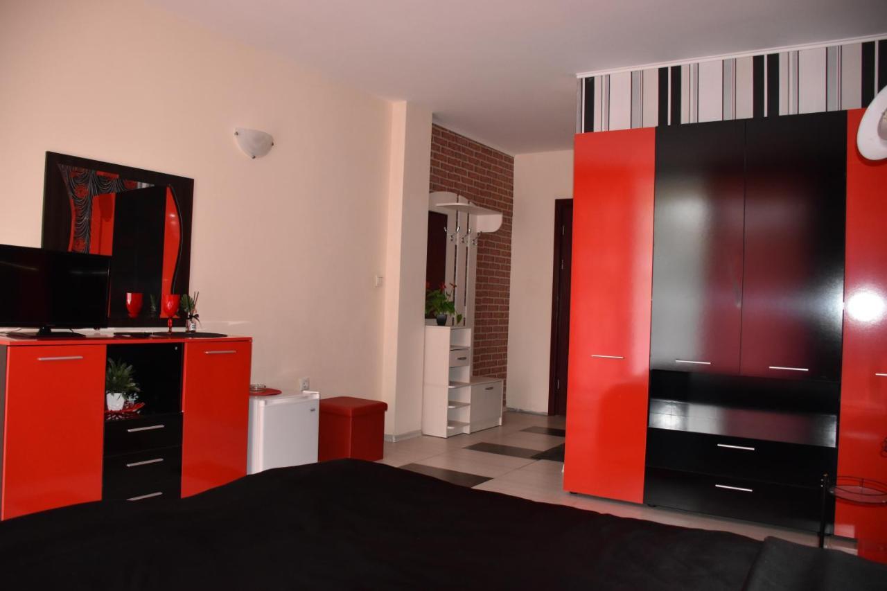 Hotel Sea Star Приморско Eksteriør billede