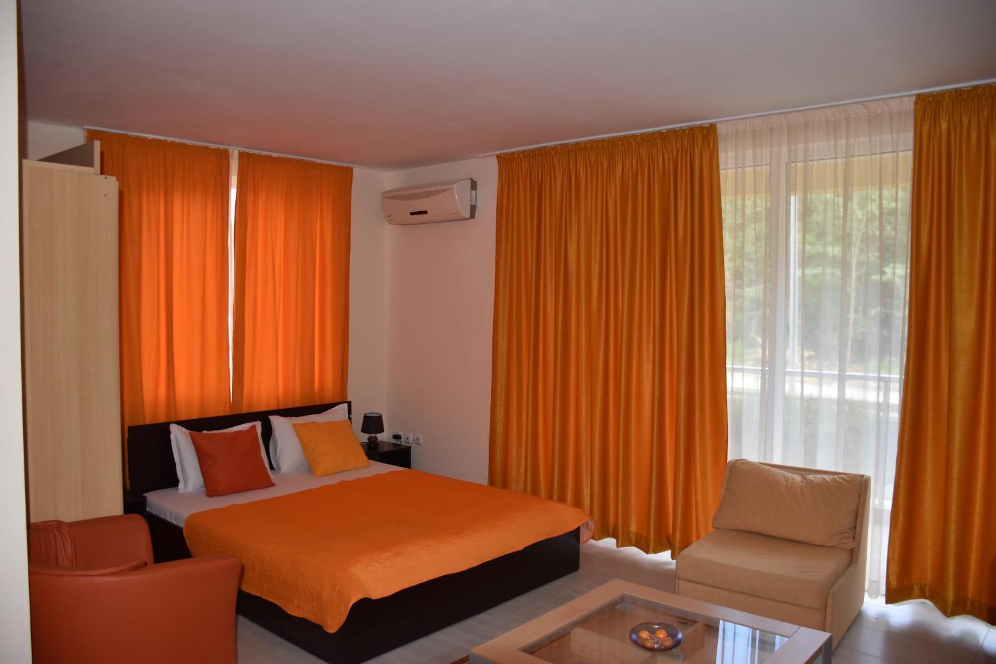 Hotel Sea Star Приморско Eksteriør billede