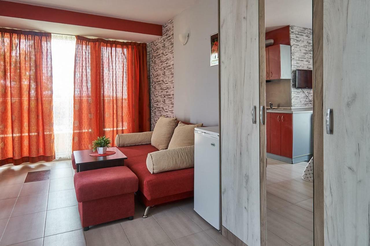 Hotel Sea Star Приморско Eksteriør billede